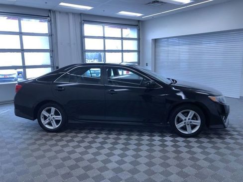 Used 2013 Toyota Camry SE image 33