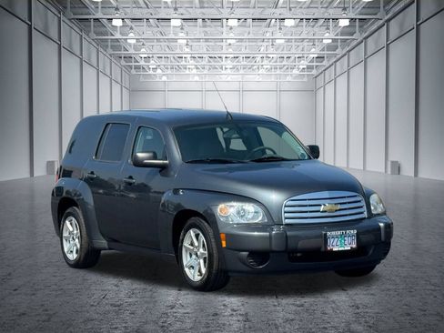 Used 2010 Chevrolet HHR LS FWD image 4