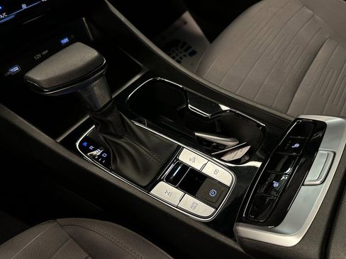 Used 2024 Hyundai Santa Cruz SEL image 16