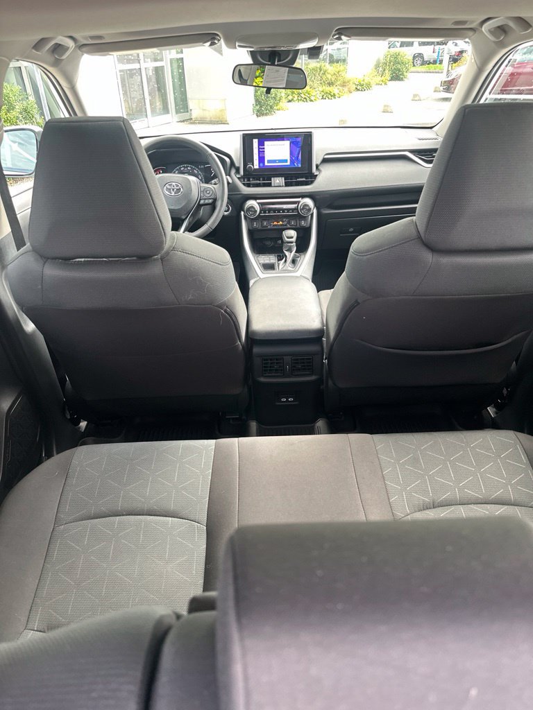 Used 2024 Toyota RAV4 XLE w/ Convenience Package AWD/4WD image 7