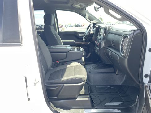 Used 2021 Chevrolet Silverado 1500 RST w/ Max Trailering Package AWD/4WD image 24