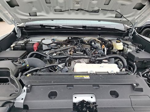Used 2025 Toyota Tacoma SR image 27