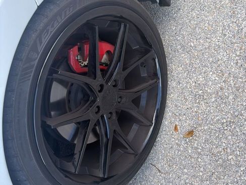 Used 2021 Toyota Avalon TRD image 10