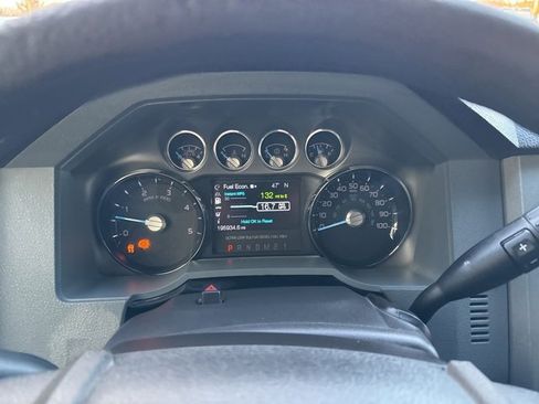 Used 2014 Ford F250 XLT w/ XLT Premium Package image 27