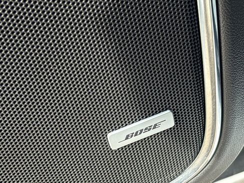 Used 2019 Chevrolet Tahoe Premier w/ Premier Plus Edition image 17