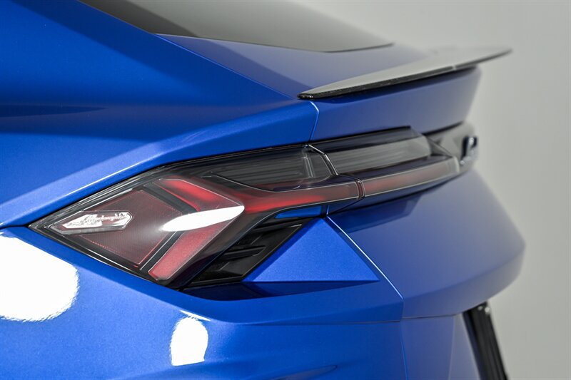 Used 2022 Lamborghini Urus AWD/4WD image 16
