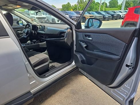 Used 2023 Nissan Rogue SV AWD/4WD image 68