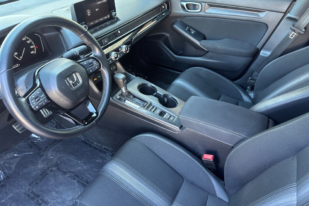 Certified 2025 Honda Civic Sport image 3