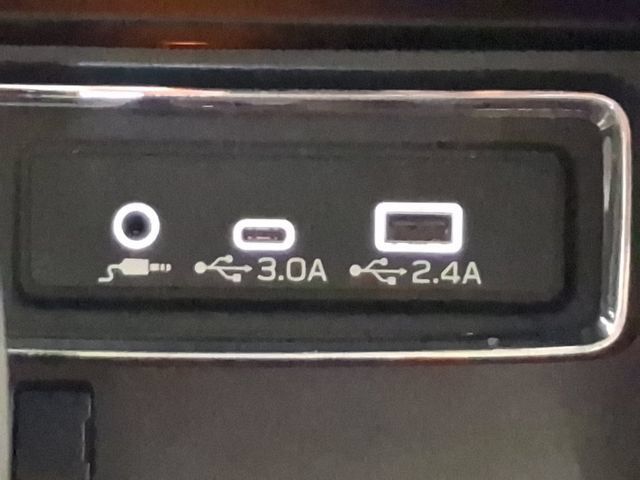 Used 2024 Subaru Ascent Onyx Edition AWD/4WD image 7