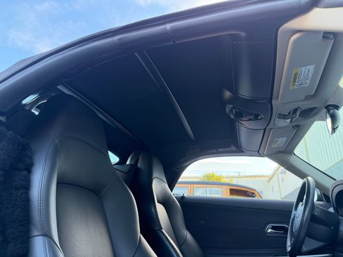 Used 2005 Chrysler Crossfire Limited image 52