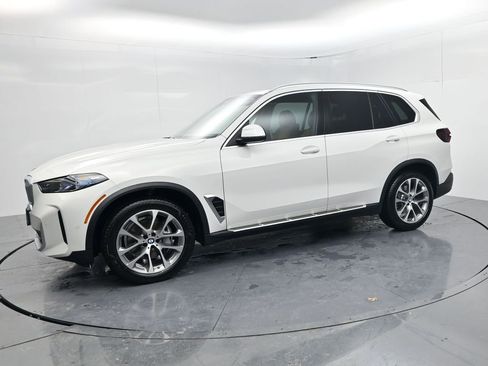 Used 2026 BMW X5 xDrive40i image 4