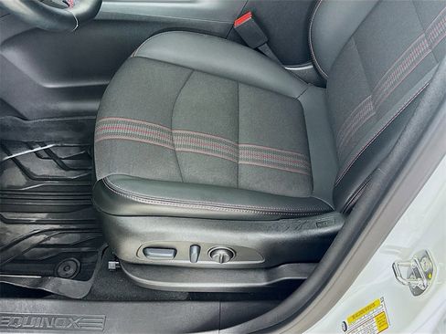 Used 2023 Chevrolet Equinox RS image 21