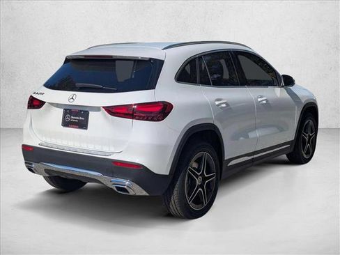 New 2026 Mercedes-Benz GLA 250 image 2