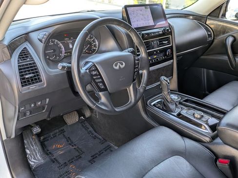 Used 2024 INFINITI QX80 Luxe RWD image 14