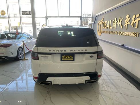 Used 2019 Land Rover Range Rover Sport Supercharged AWD/4WD image 5