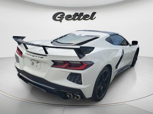 Used 2020 Chevrolet Corvette Stingray Preferred Cpe w/ 2LT Preferred Equipment Group RWD image 4