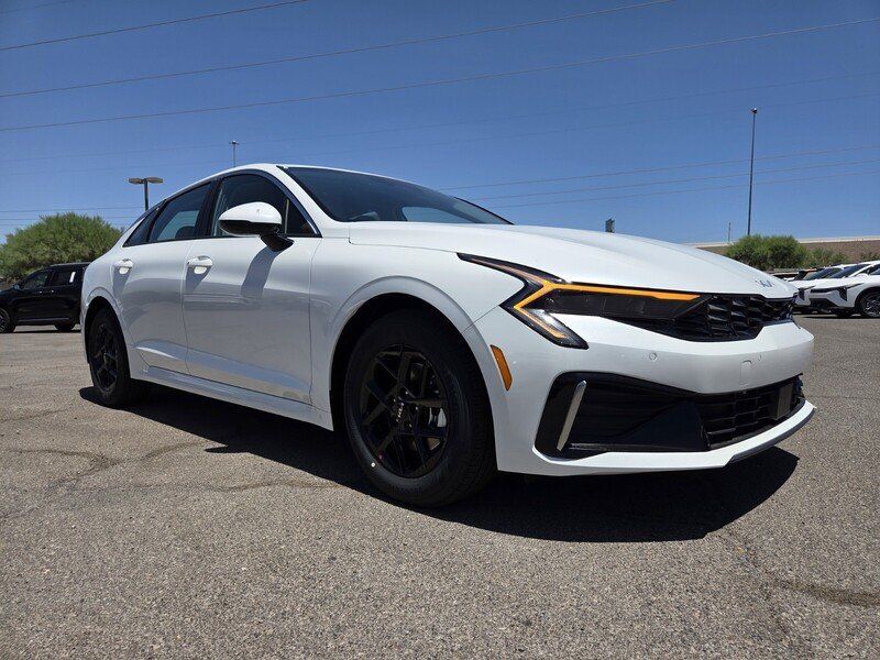 New 2026 Kia K5 LXS FWD image 2