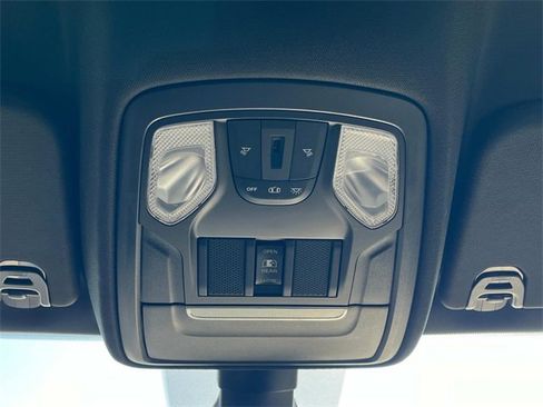 Used 2021 RAM 1500 Big Horn image 26