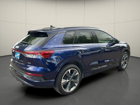 Used 2023 Audi Q4 e-tron Premium Plus image 2