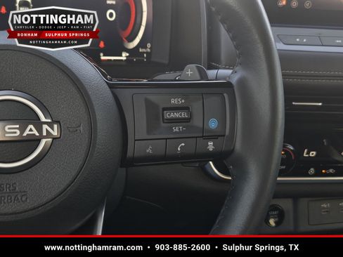 Used 2024 Nissan Rogue SL FWD image 21