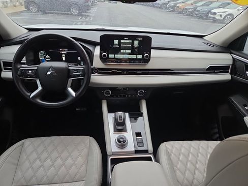 Used 2024 Mitsubishi Outlander SEL image 33