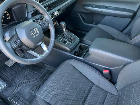 Used 2024 Honda CR-V Sport image 10