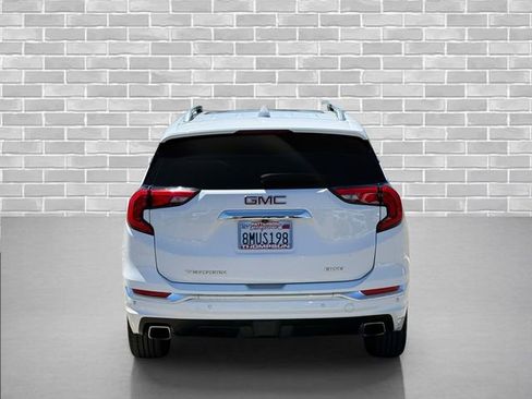 Used 2020 GMC Terrain Denali w/ Denali Premium Package AWD/4WD image 6