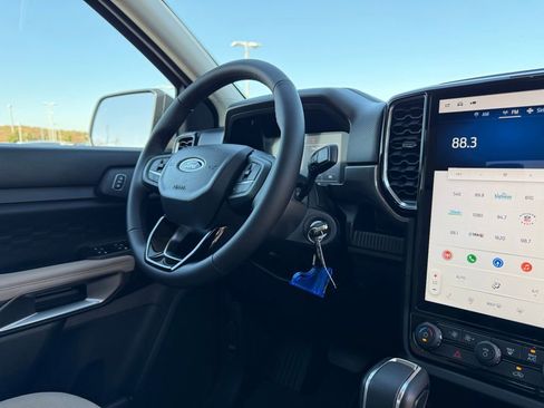 New 2025 Ford Ranger XLT w/ Equipment Group 301A High image 30