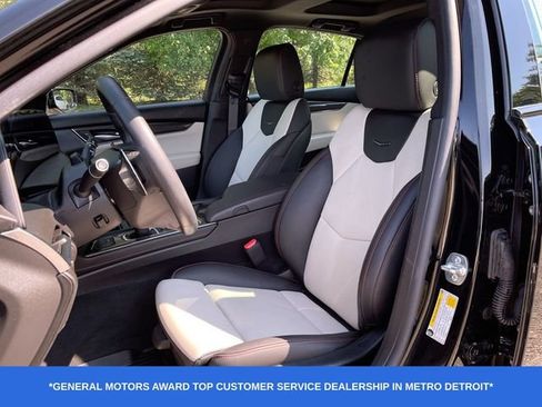 Used 2025 Cadillac CT5 V w/ LPO, ONYX Package AWD/4WD image 19