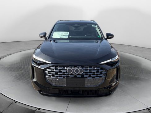 New 2025 Audi Q5 Premium Plus image 2