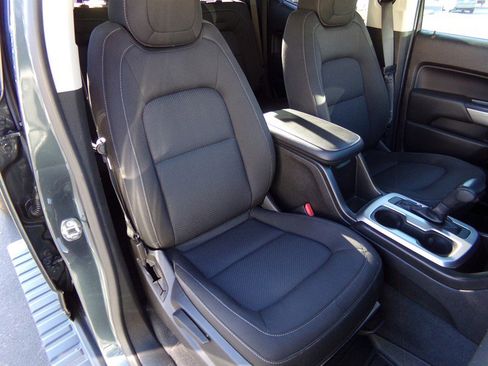 Used 2019 Chevrolet Colorado LT w/ LT Convenience Package image 27