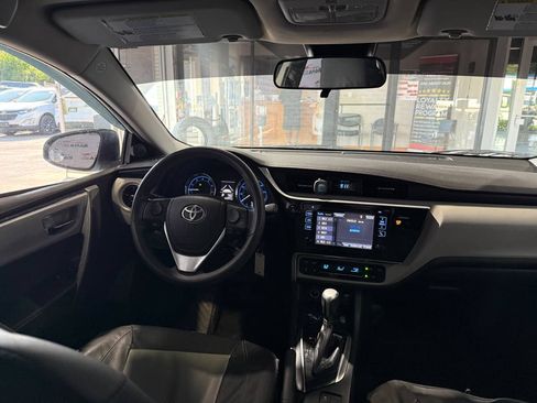 Used 2017 Toyota Corolla LE w/ LE Premium Package FWD image 22