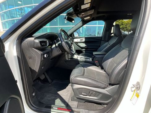 Used 2023 Ford Explorer ST w/ Equipment Group 401A image 9