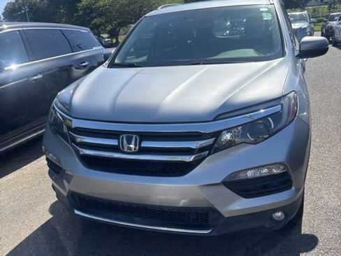 Used 2017 Honda Pilot Elite image 1