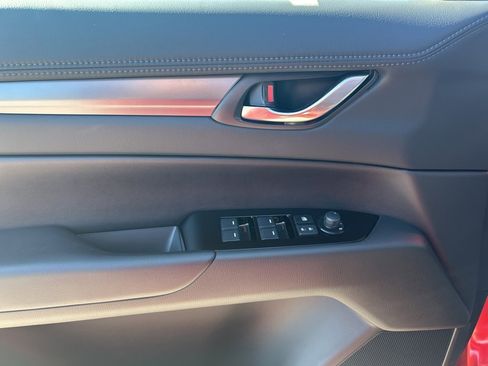 Certified 2025 MAZDA CX-5 AWD 2.5 S w/ Preferred Package image 18