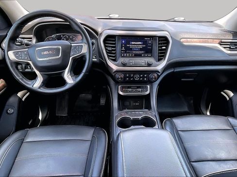 Used 2023 GMC Acadia Denali w/ Black Diamond Edition FWD image 16