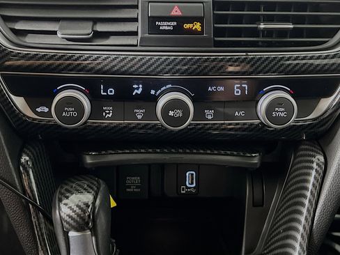 Used 2018 Honda Accord Sport image 26