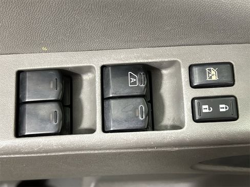 Certified 2021 Nissan Frontier SV image 15