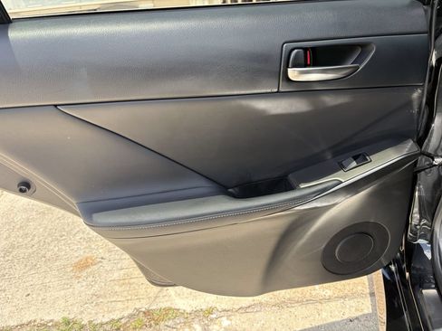Used 2022 Lexus IS 350 F Sport RWD image 23