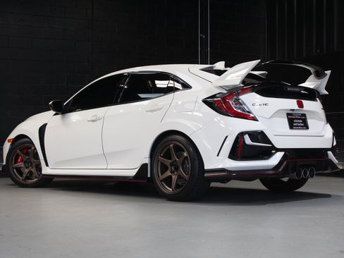 Used 2020 Honda Civic Type R image 12