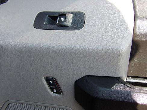 Used 2021 Ford F350 XL w/ Power Equipment Group image 39