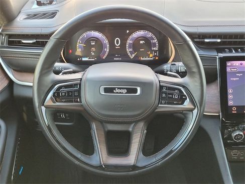 Used 2021 Jeep Grand Cherokee L Summit w/ Advanced Protech Group IV image 10