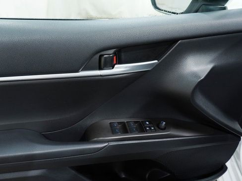 Used 2023 Toyota Camry SE w/ Convenience Package image 21