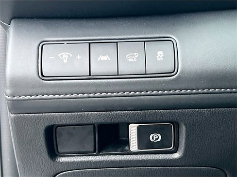 Used 2023 Hyundai Santa Fe Calligraphy image 9