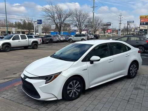Used 2021 Toyota Corolla LE image 20