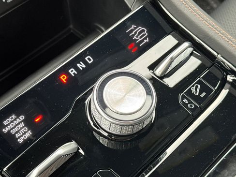 New 2025 Jeep Grand Cherokee Summit image 27