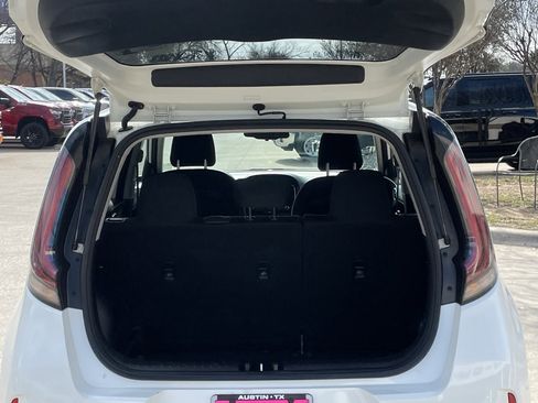 Used 2023 Kia Soul S image 25
