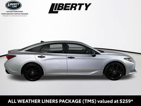 Used 2021 Toyota Avalon XSE FWD image 2