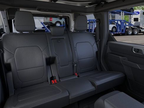 New 2026 Ford Bronco Badlands AWD/4WD image 11