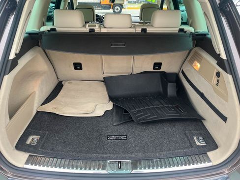 Used 2013 Volkswagen Touareg TDI AWD/4WD image 18